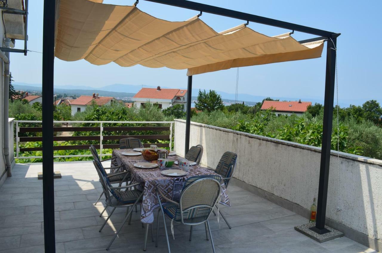 Apartments Mare Malinska Exteriér fotografie